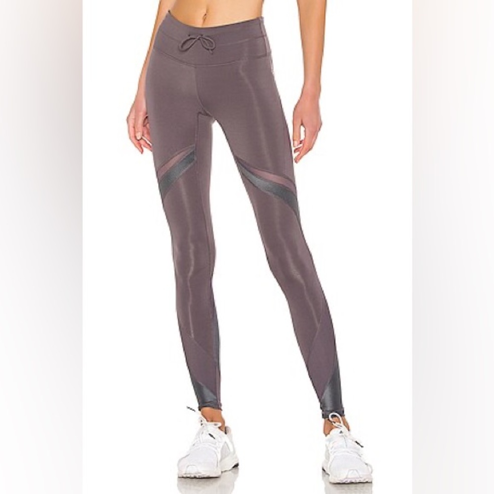 Free People Movement Mid Rise Tap Back Leggings